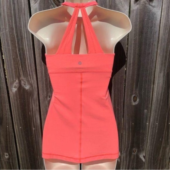 Lulu 🍋 scoop me up Tank size 6 - Picture 10 of 11